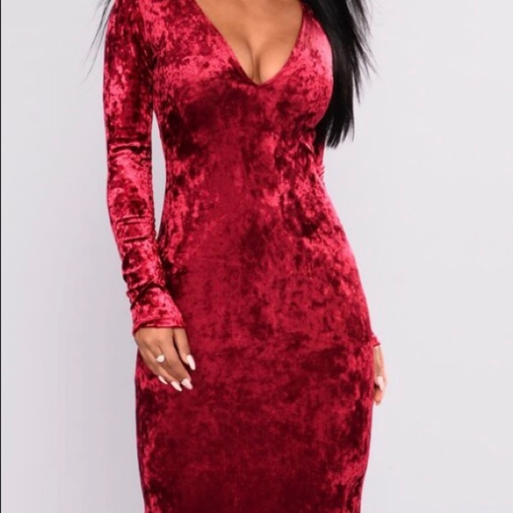 Sexy Red long sleeve velvet Dress